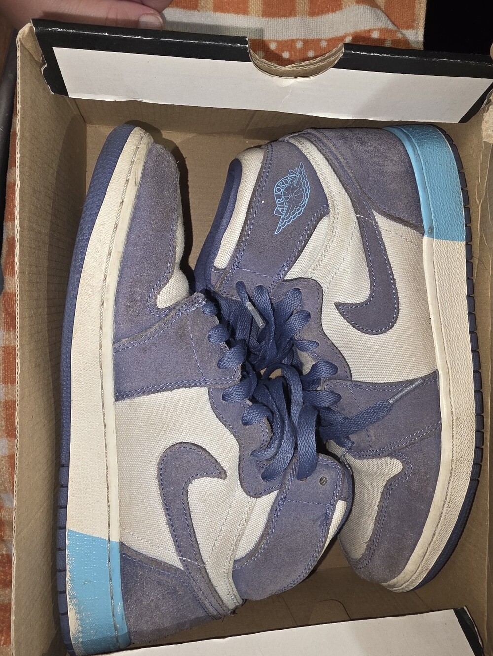 Jordan Boy’s Mid-Top Sneakers in Blue and Cream